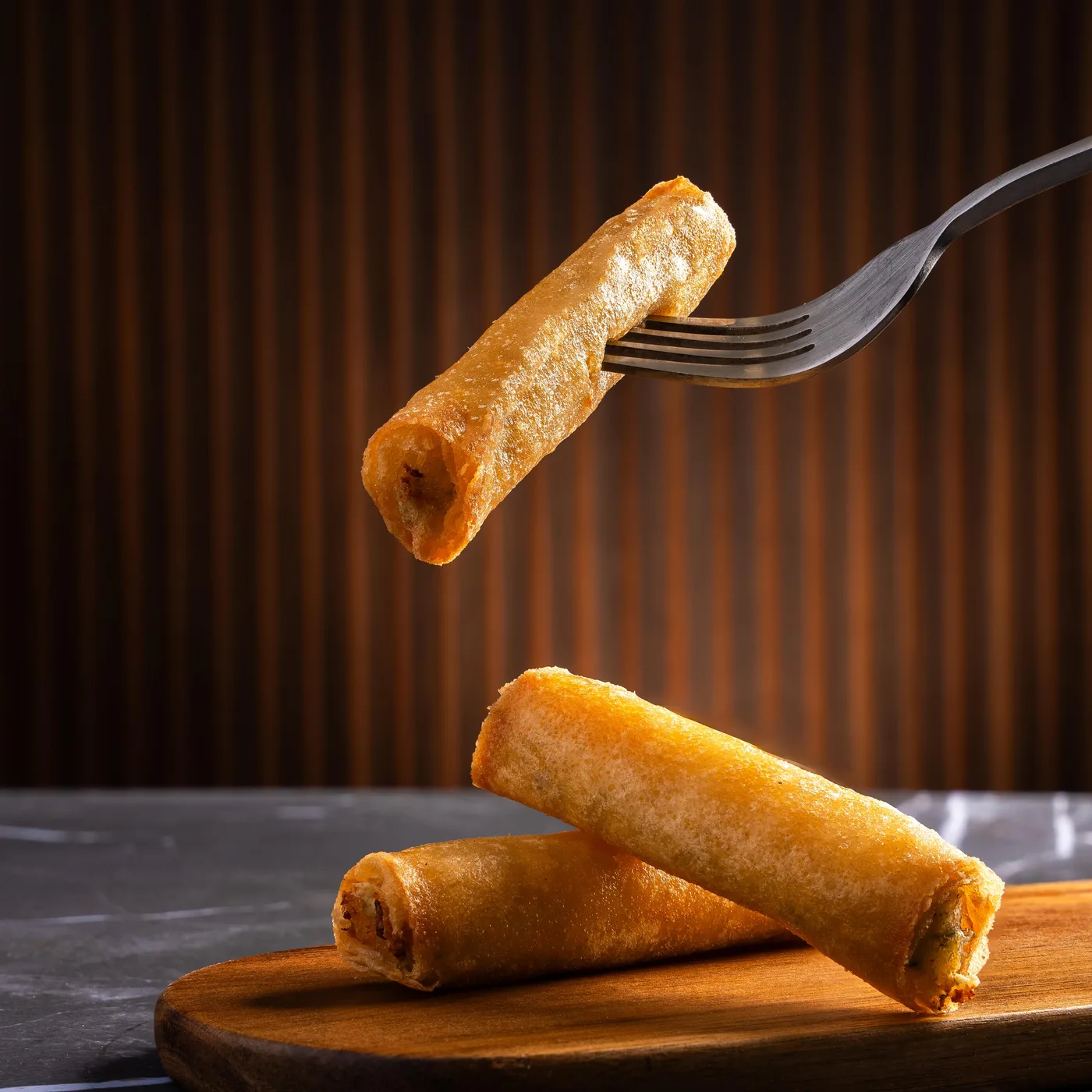 Rakak, fins rouleaux croustillants au fromage